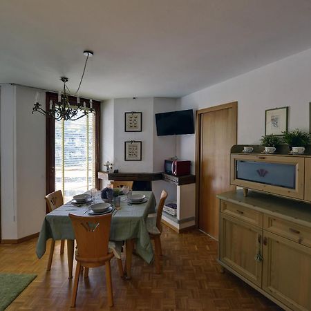 Dulci Du Mont Blanc Apartment Courmayeur Exterior foto