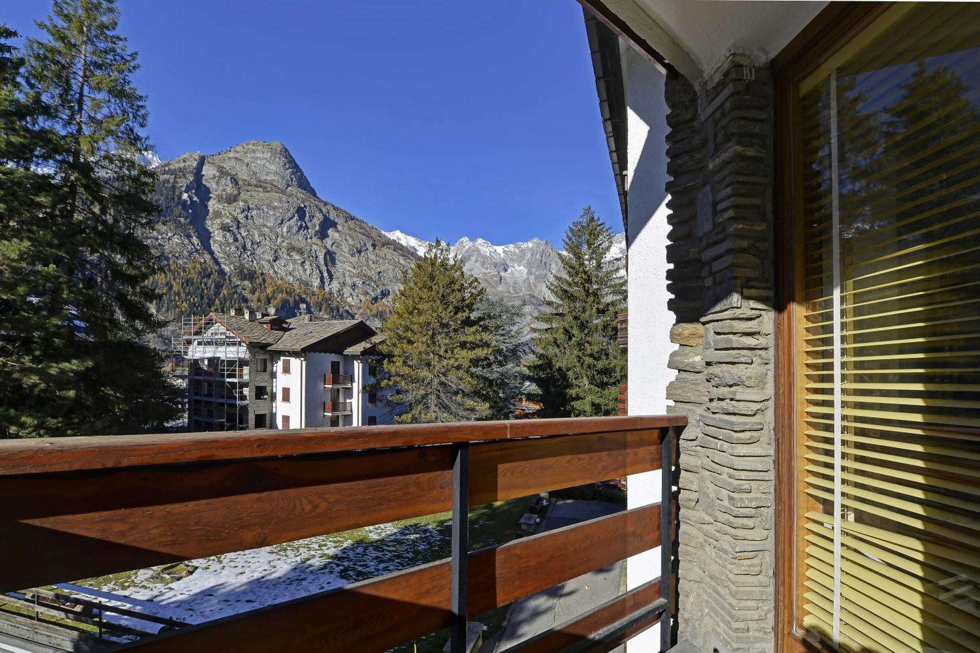 Dulci Du Mont Blanc Apartment Courmayeur Exterior foto