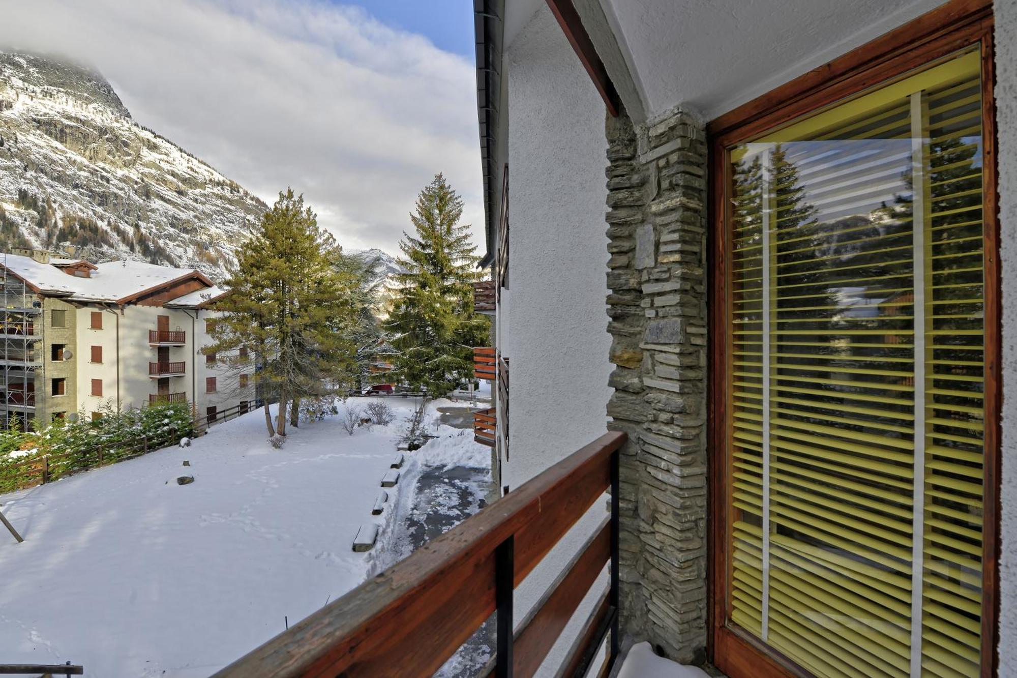 Dulci Du Mont Blanc Apartment Courmayeur Exterior foto